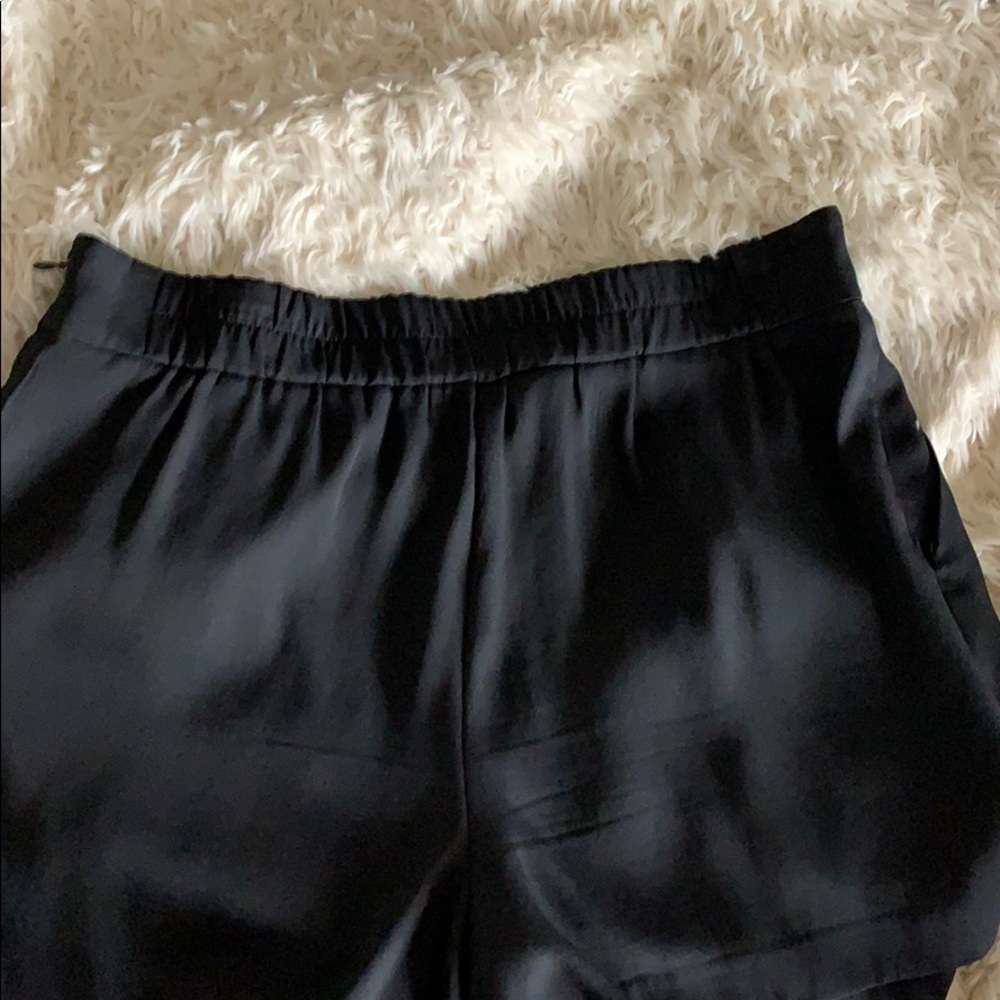Ann Taylor stretch black shorts - Picture 7 of 8